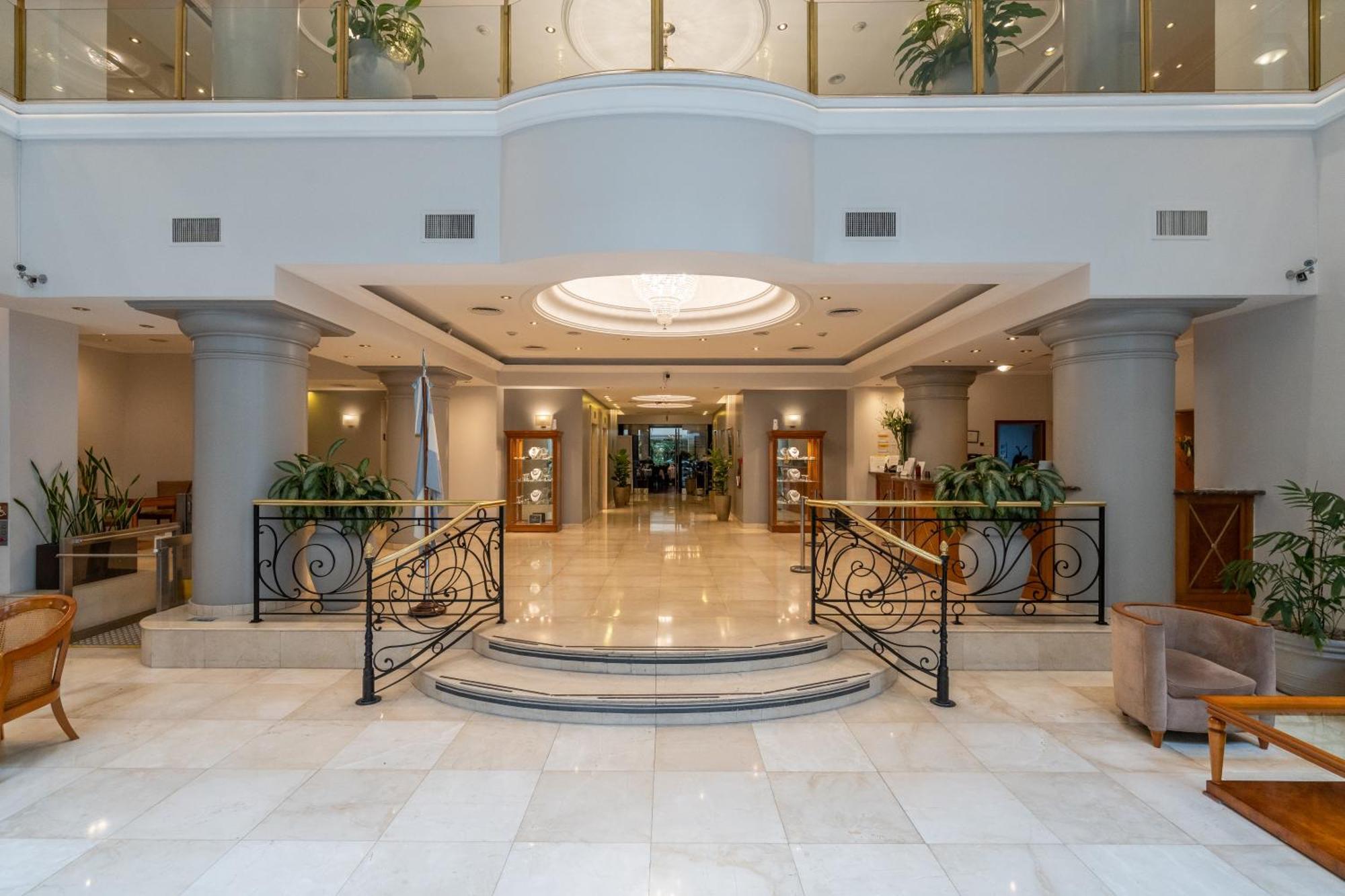 Hotel Intersur Recoleta Буенос Айрес Екстериор снимка