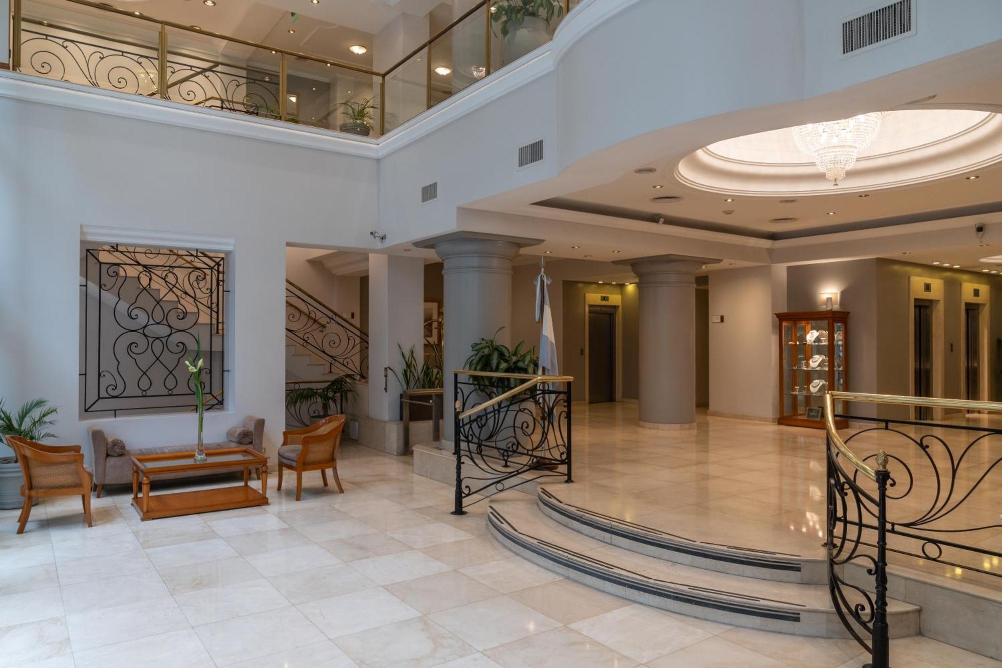 Hotel Intersur Recoleta Буенос Айрес Екстериор снимка